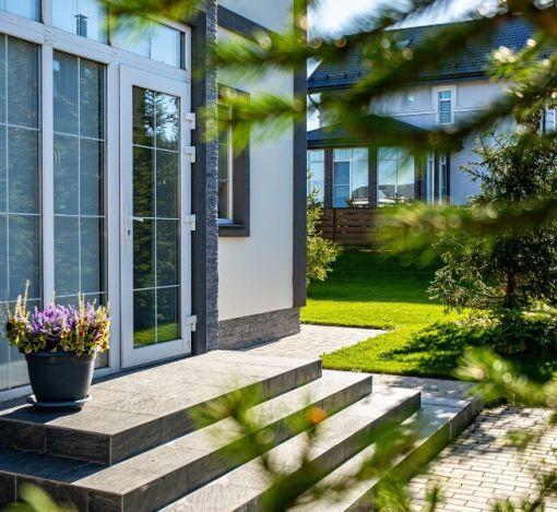 Стильный дом в КП Павловы Озера