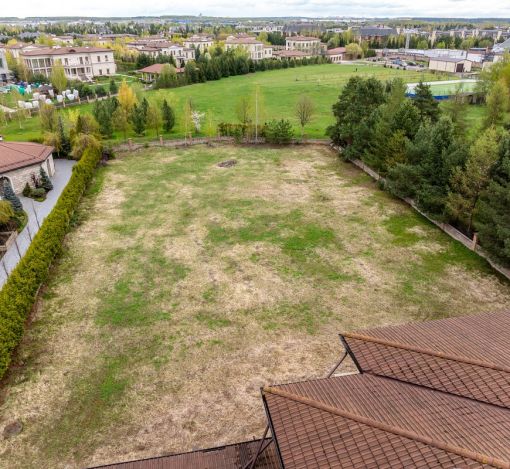 Дом под отделку в КП Монолит