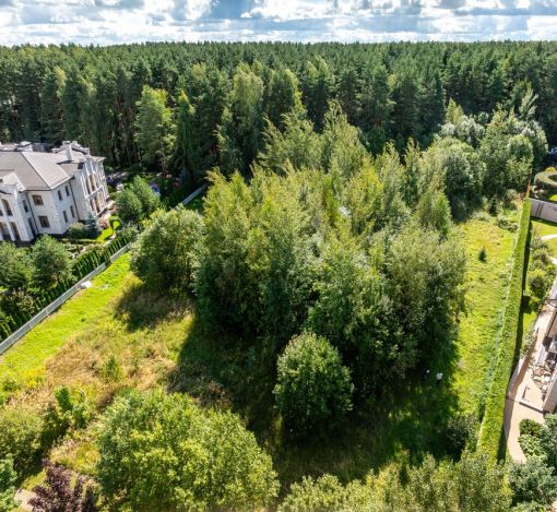 Участок в Резиденции Бенилюкс