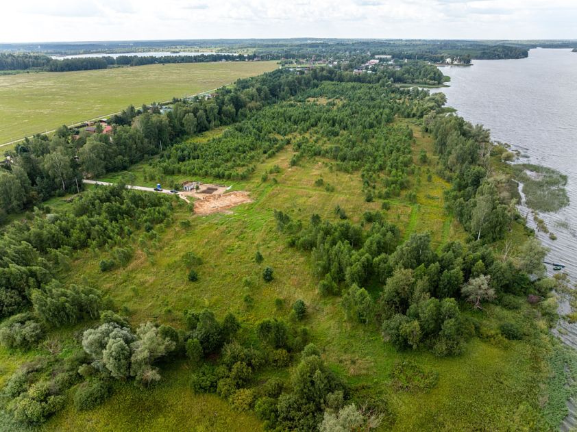 Участок в КП Озерна Резиденс