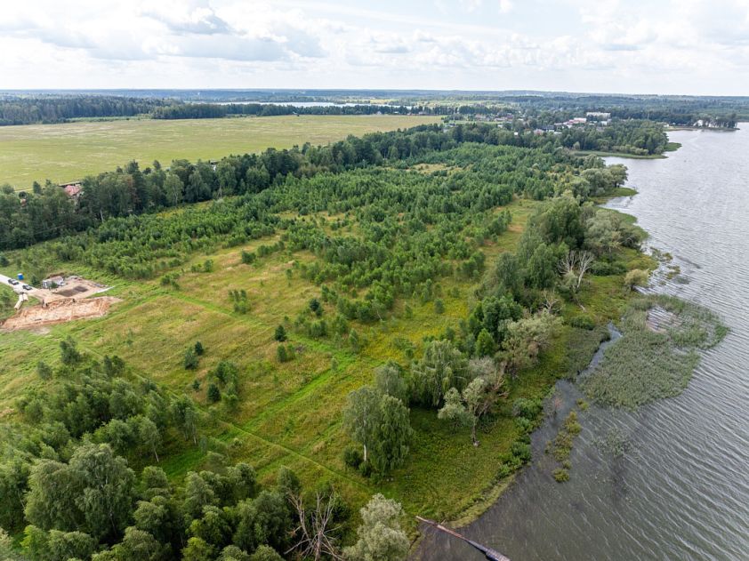 Участок в КП Озерна Резиденс