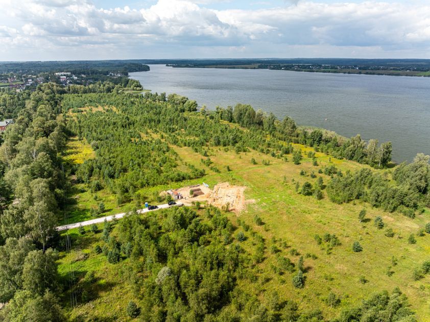 Участок в КП Озерна Резиденс