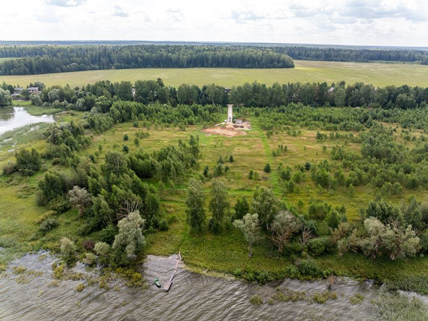 Участок в КП Озерна Резиденс