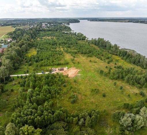 Участок в КП Озерна Резиденс