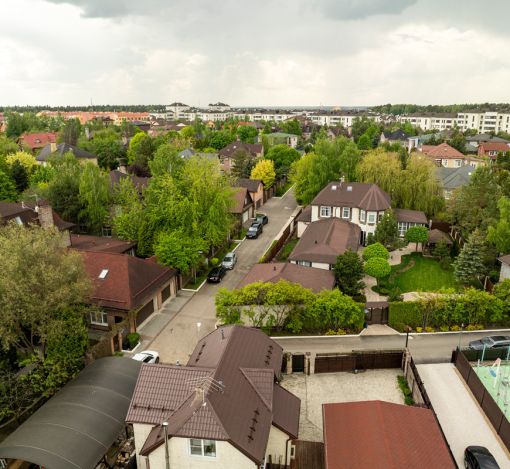 Чистые Пруды-1