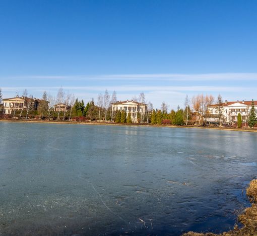 Дом в кп Резиденция Монолит