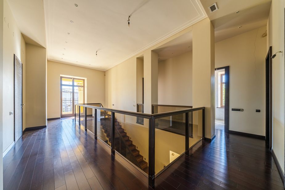 Дом в кп Резиденция Монолит