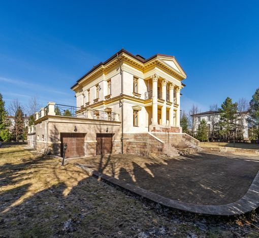 Дом в кп Резиденция Монолит