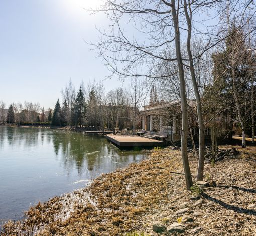 Резиденция Монолит