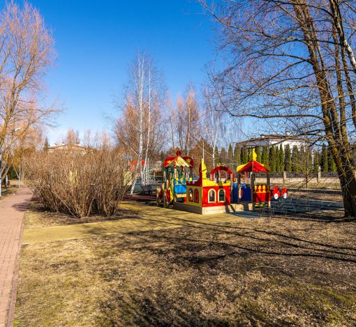 Дом под отделку в КП Монолит