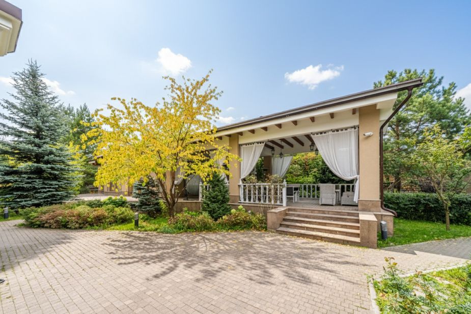 Классический дом в КП Новахово