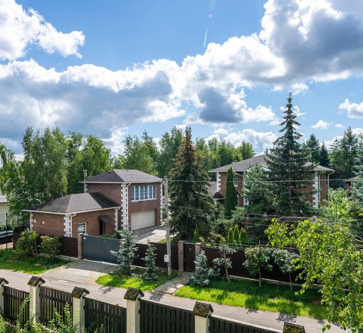 Дом у леса в послеке Ивановское