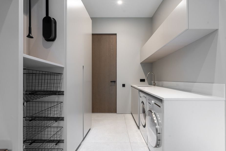 Дом с бассейном в КП Монтевиль