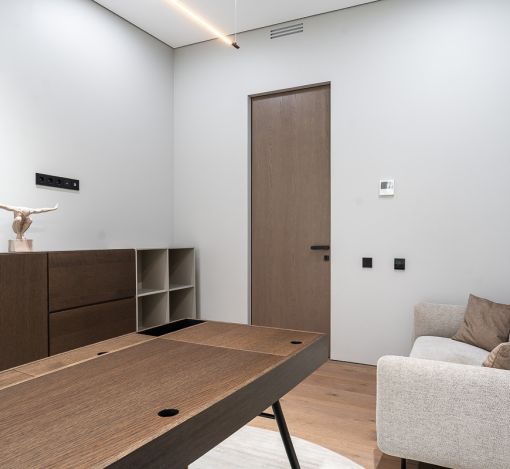 Дом с бассейном в КП Монтевиль