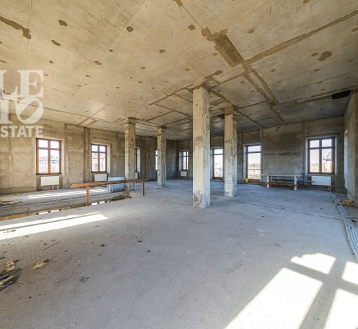 Дом с видом на озеро КП Монолит