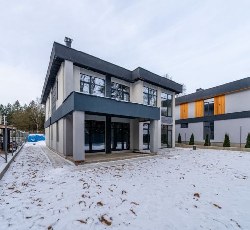 Новый дом у леса в КП Спасатель-1