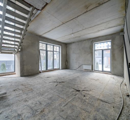 Новый дом около леса 9 км от МКАД