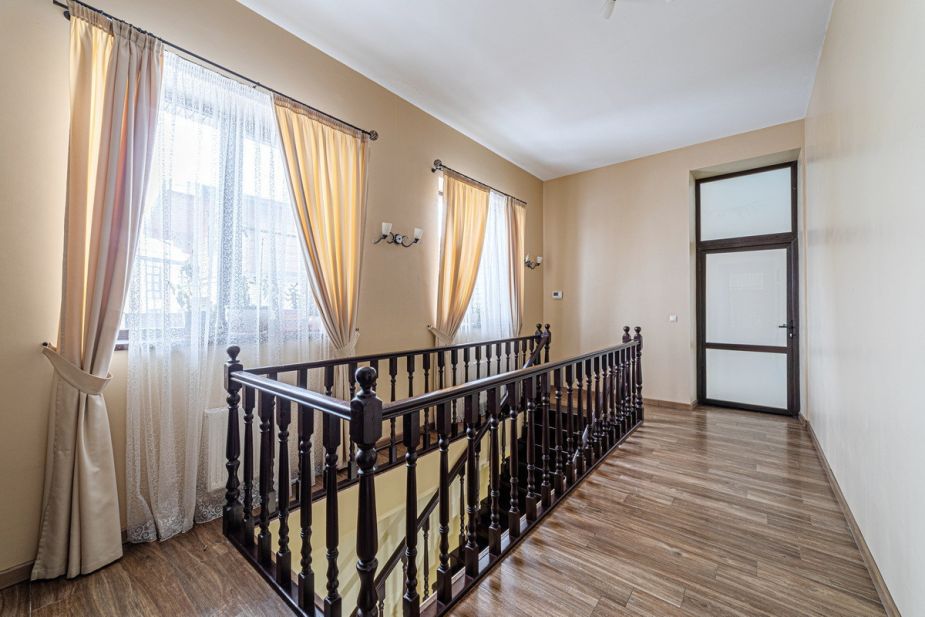 Дом у озера в КП Дольче Вита