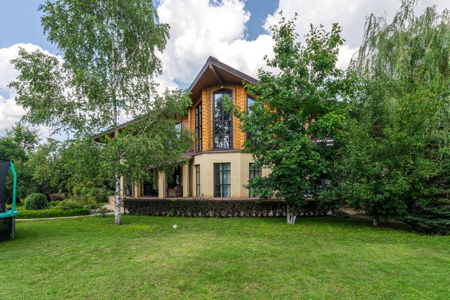 Дом у озера в КП Дольче Вита