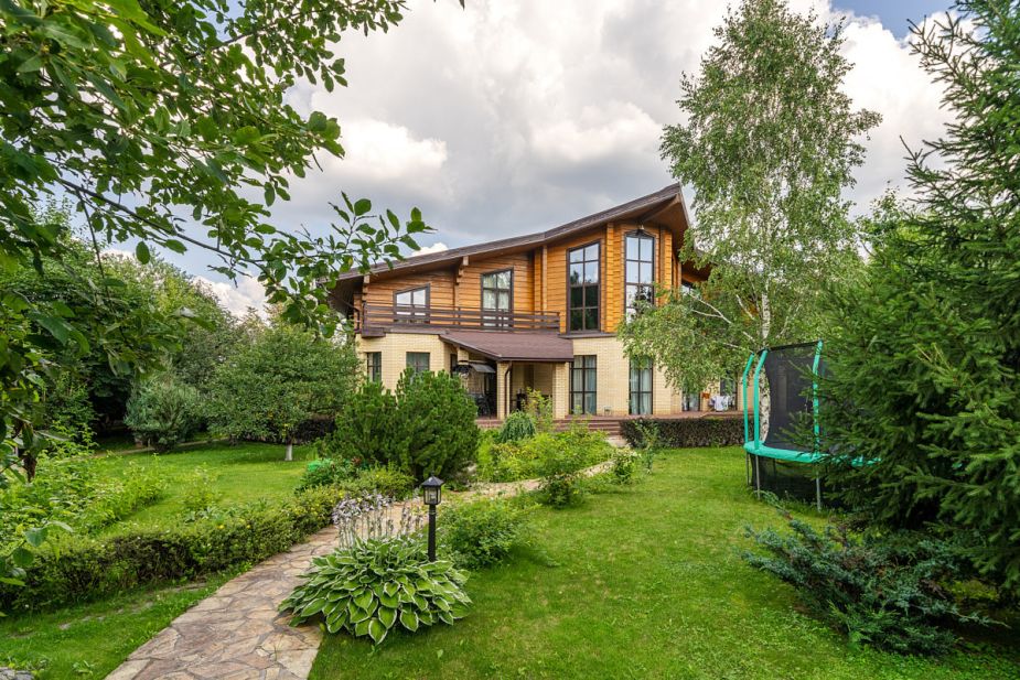 Дом у озера в КП Дольче Вита