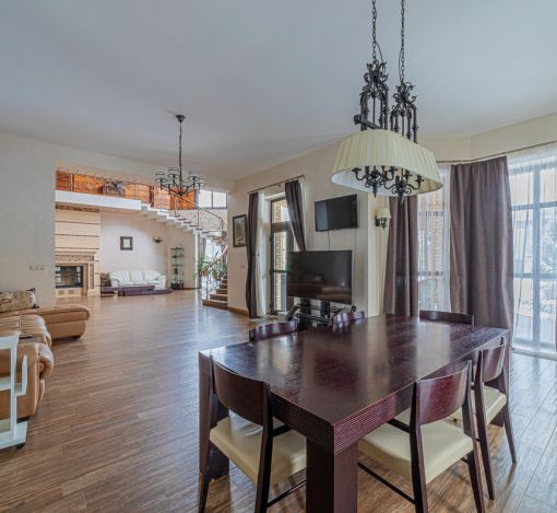 Дом у озера в КП Дольче Вита