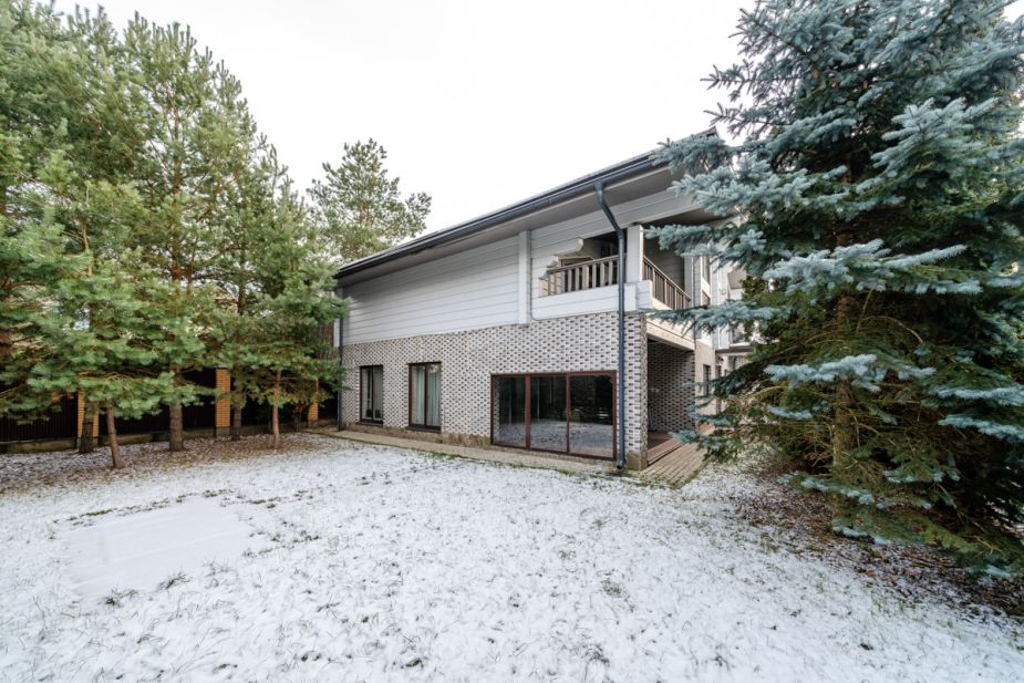 Дом в стиле шале в Николо-Урюпино