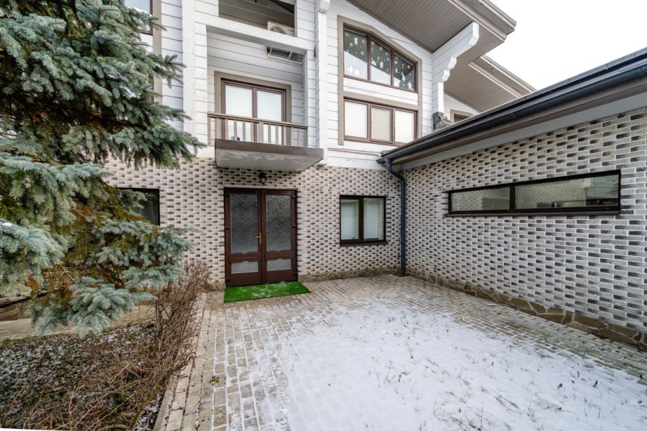 Дом в стиле шале в Николо-Урюпино