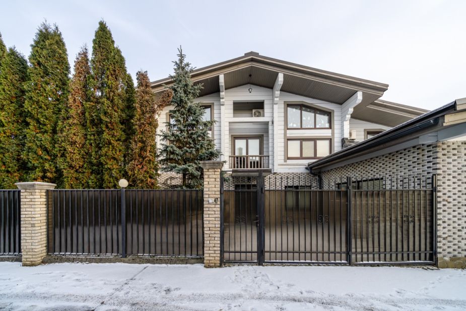 Дом в стиле шале в Николо-Урюпино