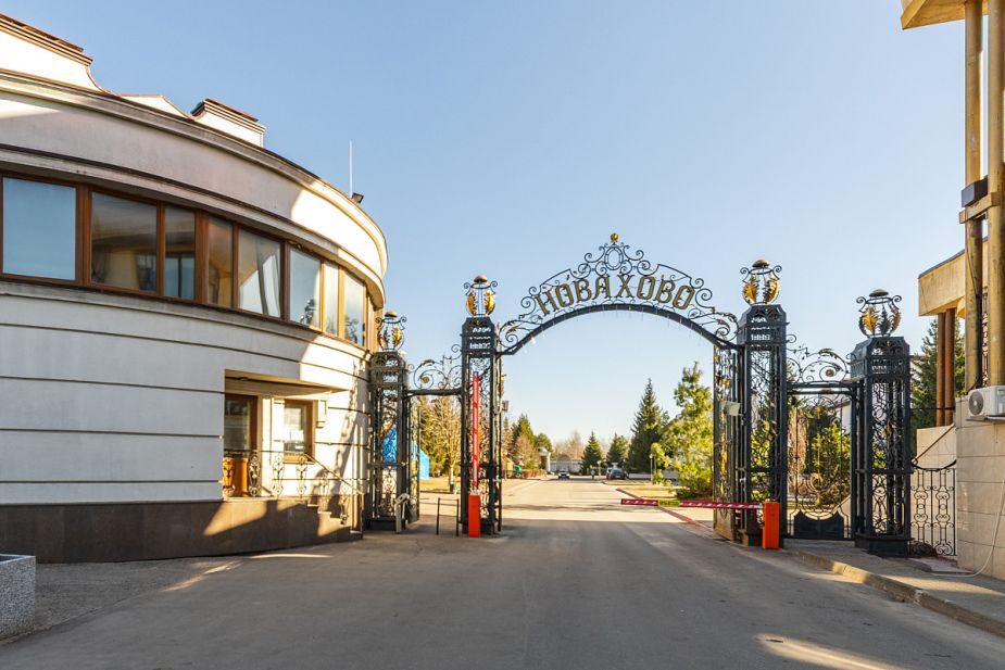 Классический дом в КП Новахово