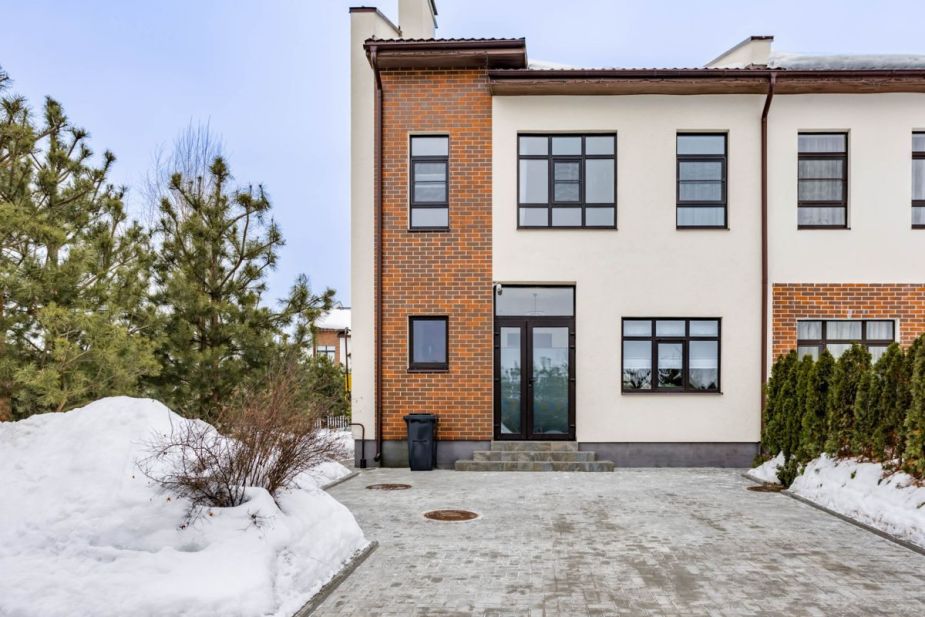 Новый таунхаус в КП Павловы озера