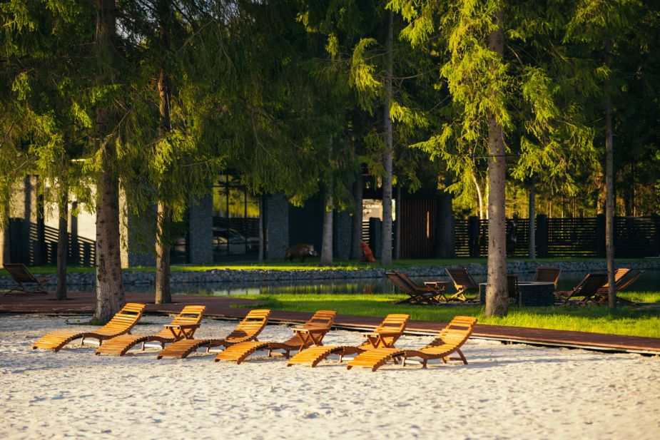 Прилесной участок в КП Ели Эстейт