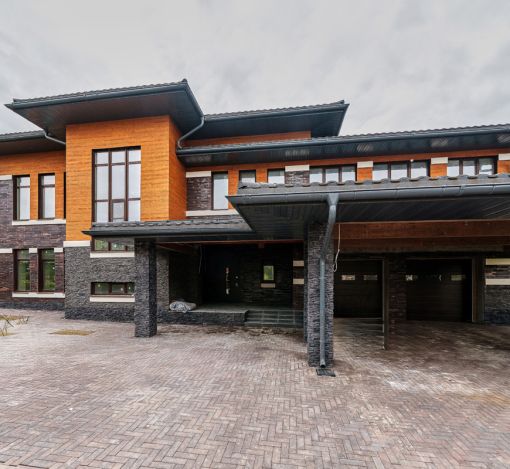 Дом под отделку в Ренессанс Парке