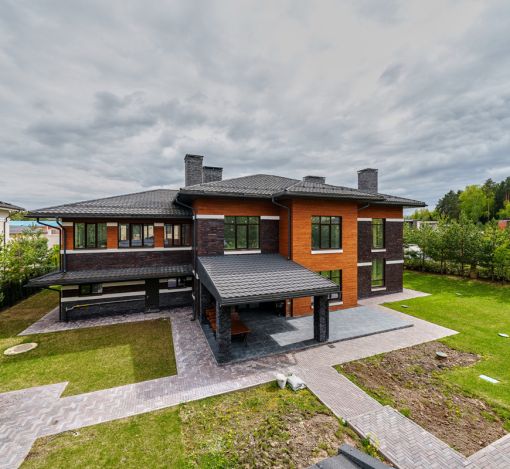 Дом под отделку в Ренессанс Парке