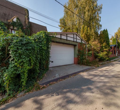 Дом с бассейном в КП Урожай