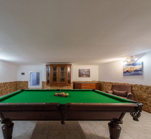 Дом с бассейном в КП Урожай