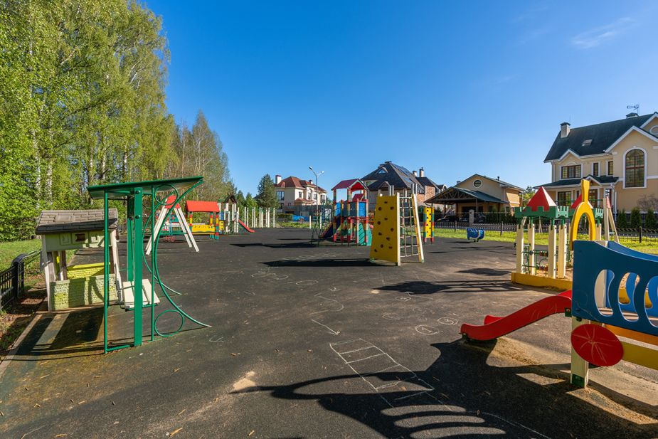 Дизайнерский дом в КП Крона