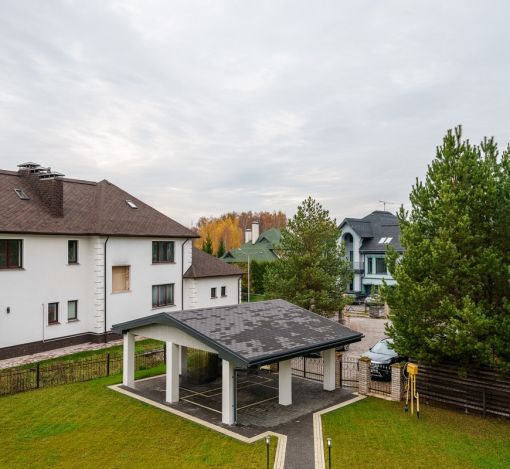 Дизайнерский дом в КП Крона