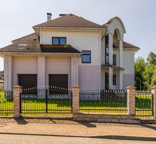 Дом без отделки в КП Крона