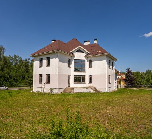 Дом без отделки в КП Крона