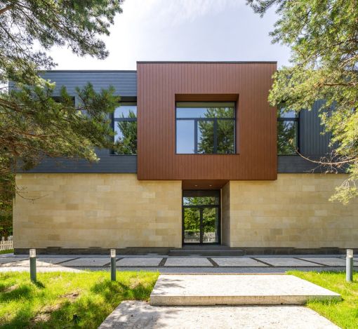 Новый дом в Резиденции Бенилюкс