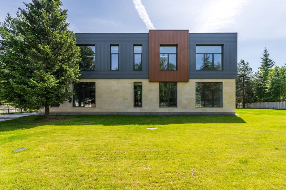 Новый дом в Резиденции Бенилюкс