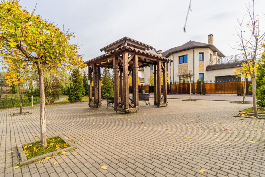 Готовый дом в КП Николина Поляна