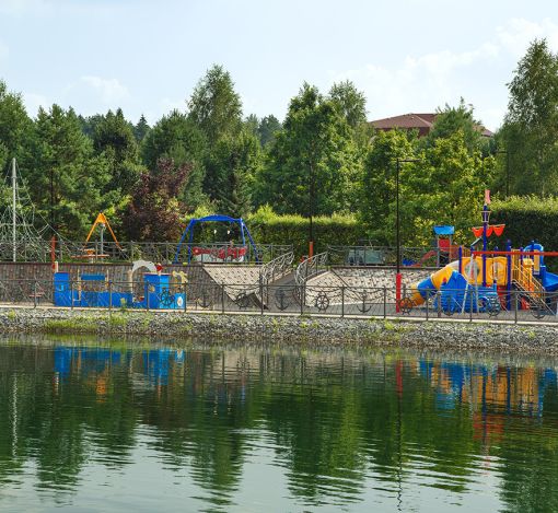 Ренессанс Парк