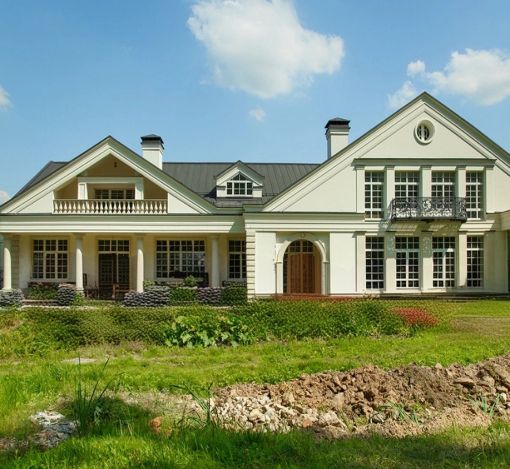 Дом у леса в поселке Риверсайд