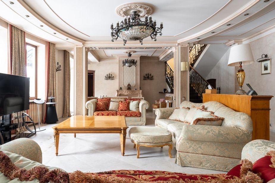 Готовый дом в Резиденции Бенилюкс