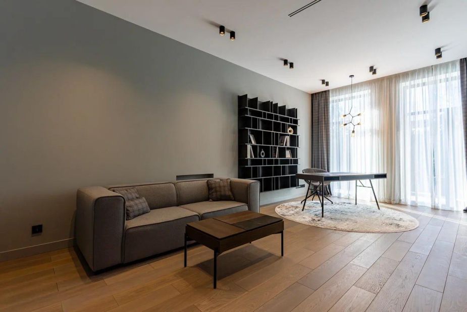 Дом с бассейном в КП Монтевиль