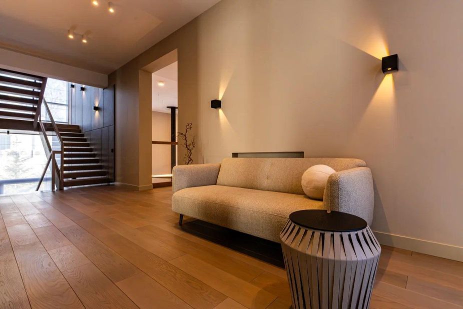 Дом с бассейном в КП Монтевиль