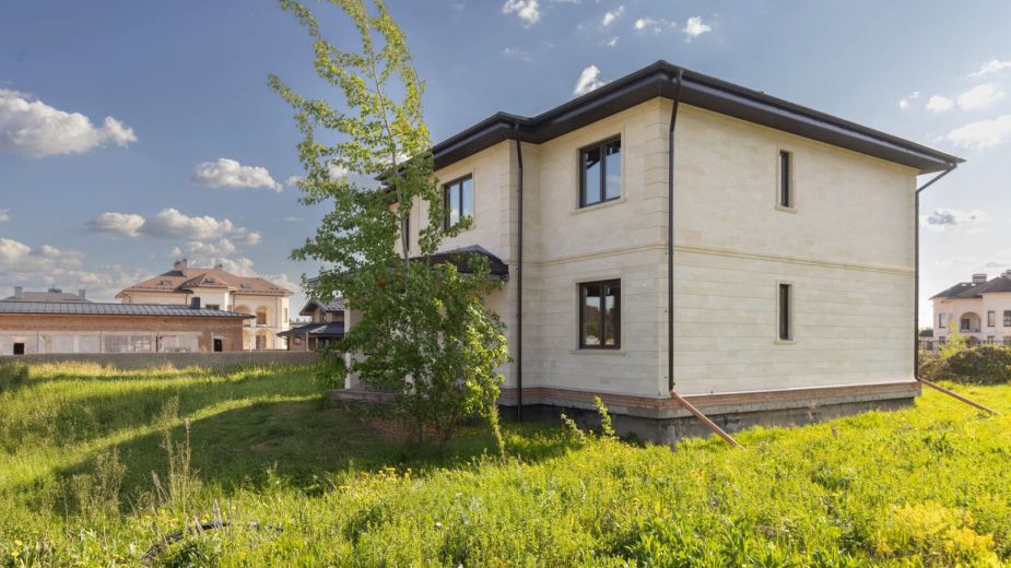 Дом в КП Шато Соверен