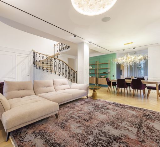 Дизайнерский дом в поселке Величъ