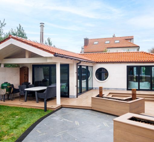 Дизайнерский дом в поселке Величъ